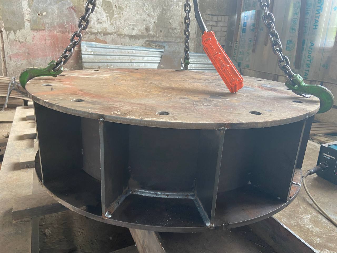 Опорный узел плиты под колонны: виды, расчет и конструктивные решения