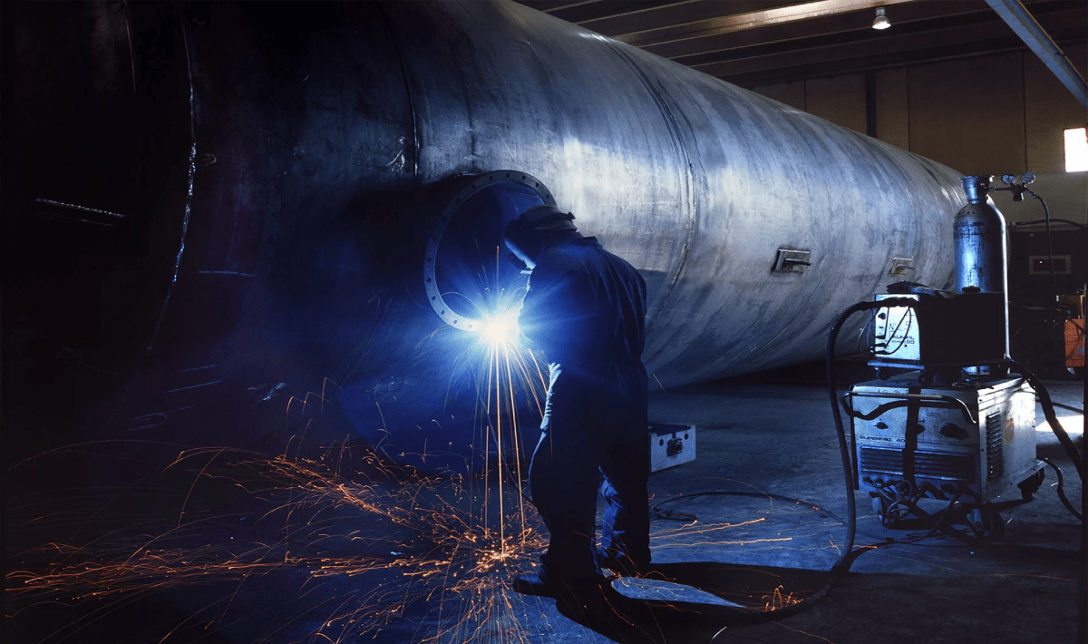 Сварка трубопроводов емкостного оборудования: нюансы, техника и ошибки