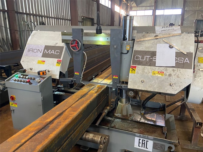 Резка двутавровых балок ленточной пилой в размер | Лентопильная резка двутавра и металлопроката