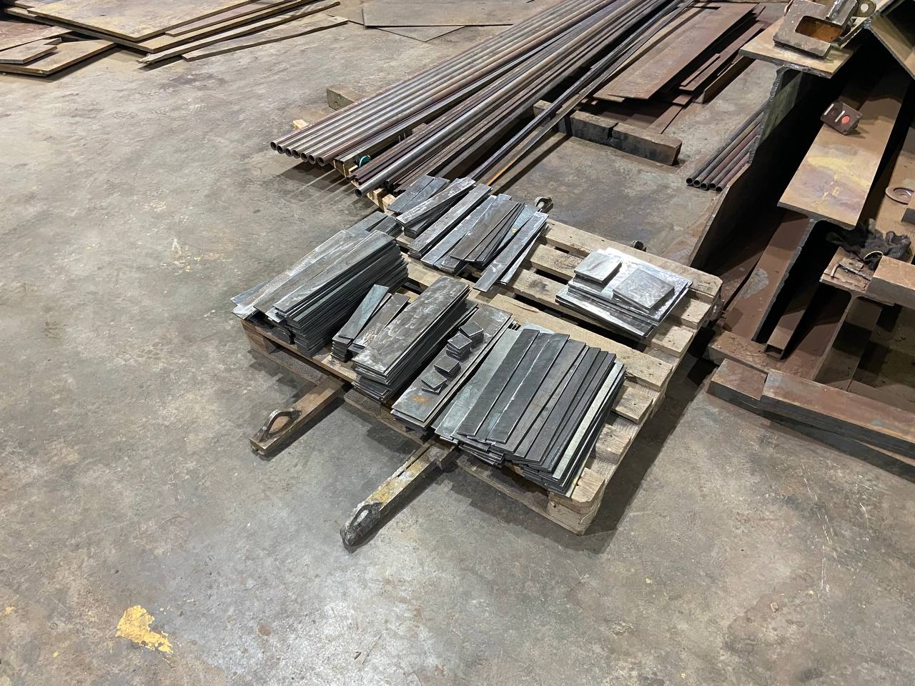 Изготовление пластин Ст3 (400х50 мм, 100х100 мм, 400х80 мм)