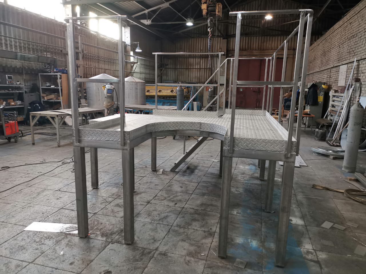 Изготовление площадок обслуживания